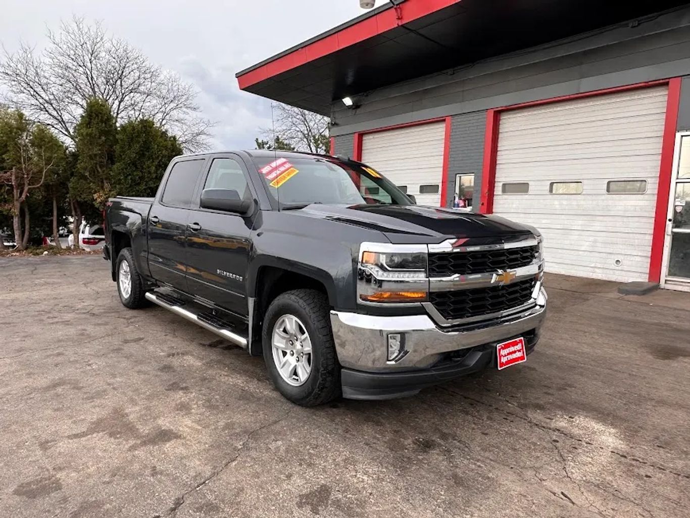 chevrolet silverado 1500 2018 3GCUKRECXJG256419 image